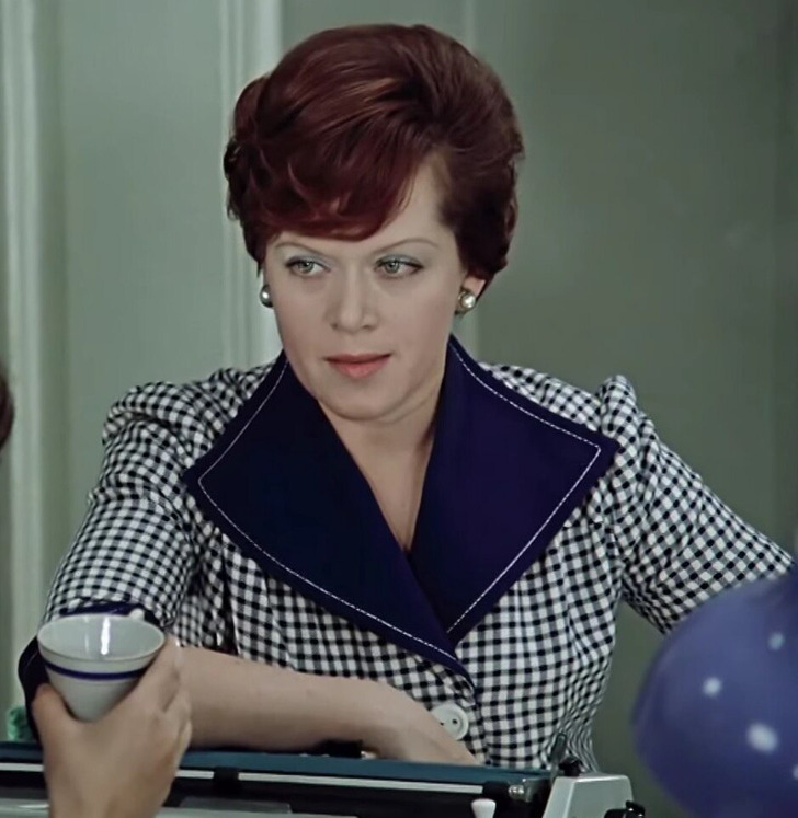 Ностальгия по стилю: 10+ культовых образов из фильмов нашего детства